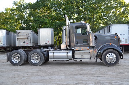 Kenworth W900 Tractor Trailer for Sale in NH