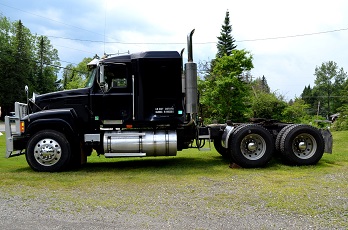 Mack Truck for Sale in NH